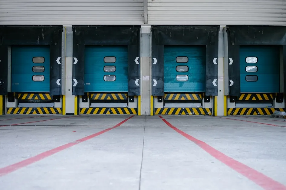 Colorfull Cargo Doors — Quy Trình Gửi Hàng Viettel Post - Từ Gửi Đến Nhận A-Z