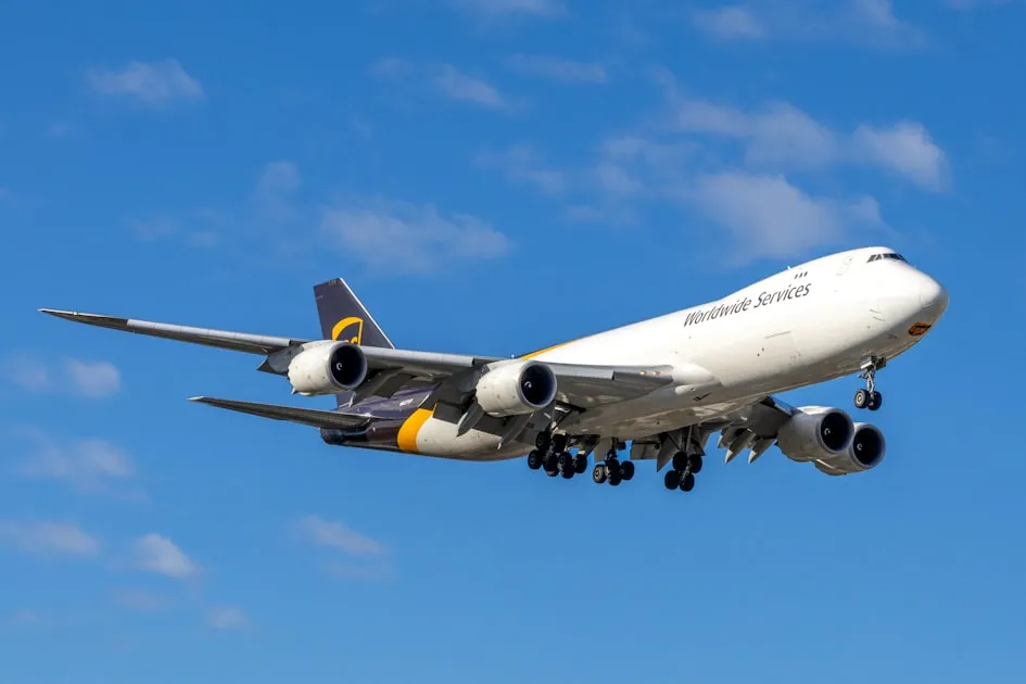 UPS 747 on Final into Sydney Airports Runway 16R — Viettel Post - Chuyển Phát Nhanh Toàn Quốc, Giá Rẻ